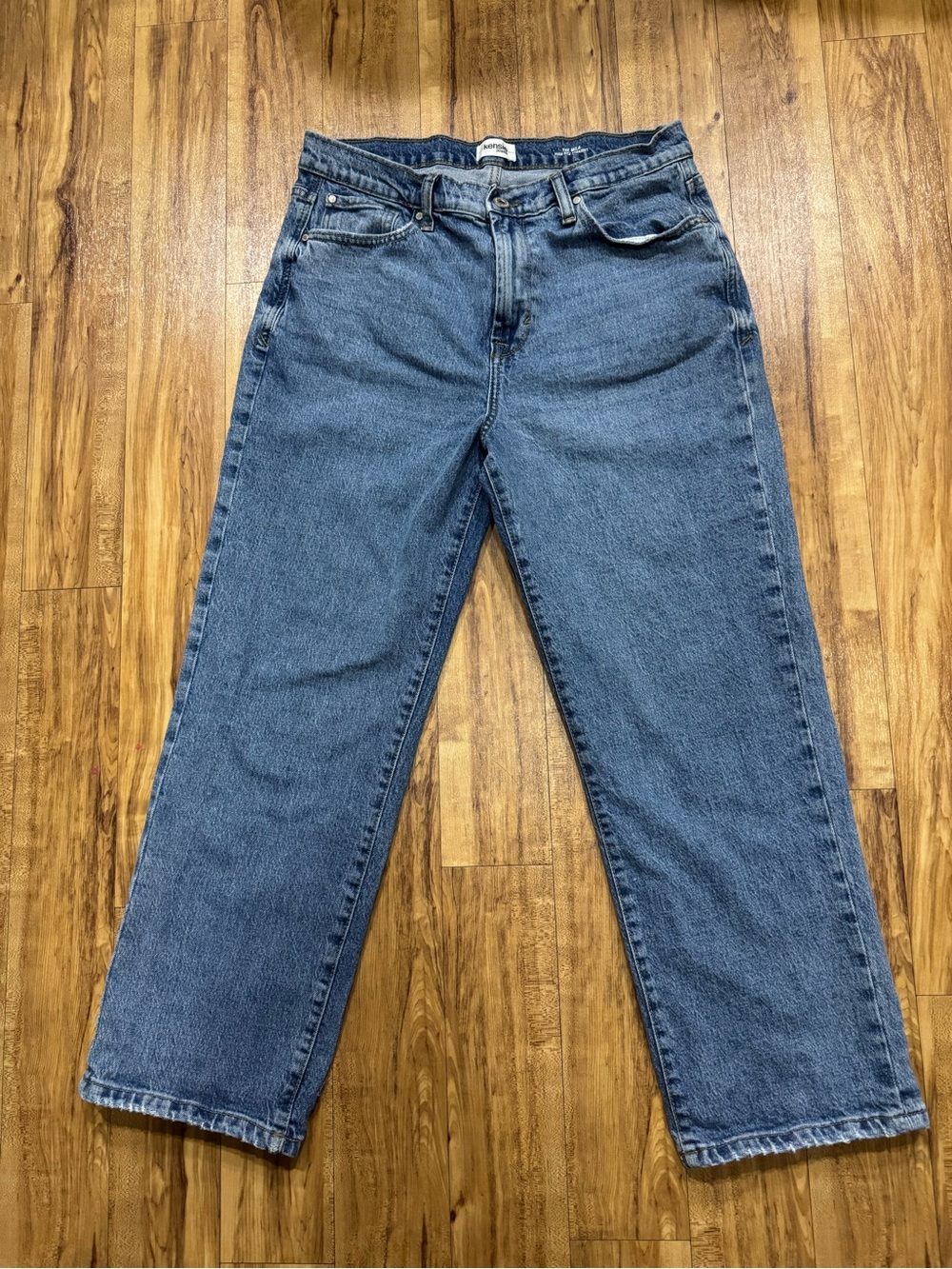 Kensie Women's Straight-Leg Denim Jeans in Medium Blue
